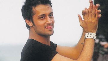 Photo: ${params.title}