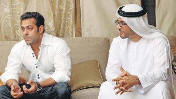 Photo: ${params.title}