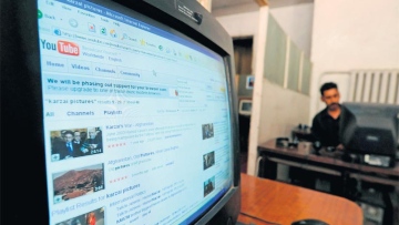 Photo: ${params.title}