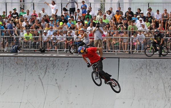 Daniel Dhers, from Caracas, Venezuela, performs during the Park Finals of the 6.0 BMX Open at Soldier Field in Chicago, Illinois. (Getty Images/AFP)