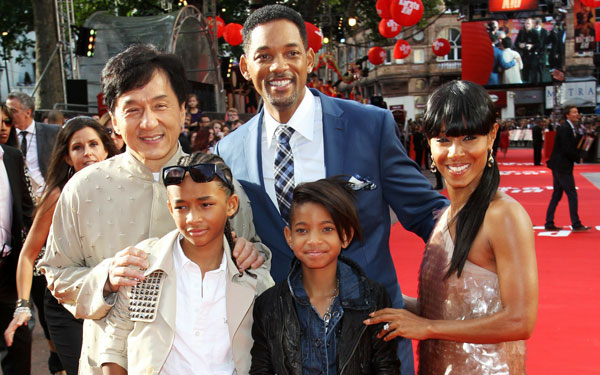 (UK TABLOID NEWSPAPERS OUT) L-R Jackie Chan, Jaden Smith, Will Smith, Willow Smith and Jada Pinkett Smith attend the UK gala premiere of The Karate Kid held at The Odeon Leicester Square in London, England. (GETTY IMAGES)