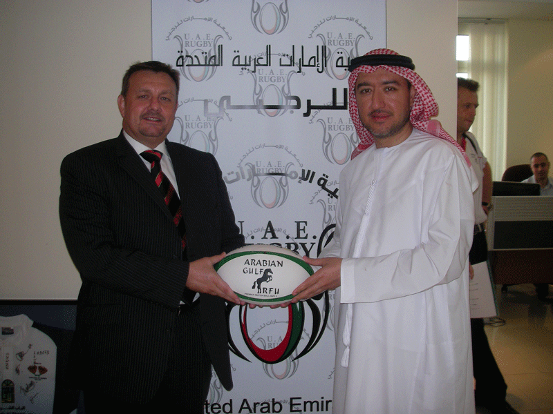 AGRFU chairman Andy Cole (left) and UAERA chairman Mohammed Abdulrahman Falaknaz seal a new partnership. (SUPPLIED)