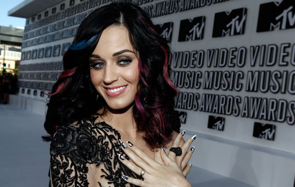 Katy Perry arrives at the MTV Video Music Awards on Sunday, Sept. 12, 2010 in Los Angeles. (AP)