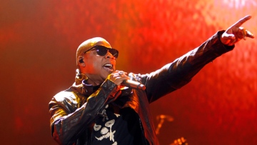 Photo: ${params.title}