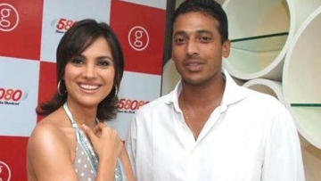 Photo: ${params.title}