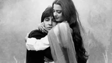 Photo: ${params.title}