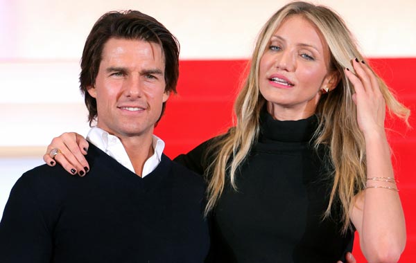 Actor Tom Cruise (L) and actress Cameron Diaz pose during the Japan Premiere of 'Knight and Day' at Roppongi Hills. (GETTY IMAGES)