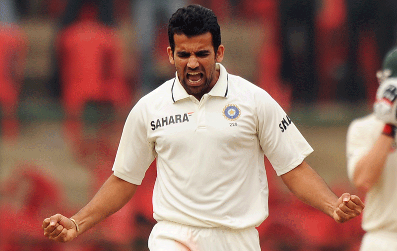 Zaheer Khan cleaned up the Australian tail on the fifth morning in Bangalore. (FILE)