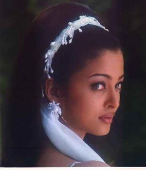 After several years of modelling, endorsing brands such as Palmolive, Casio, Philips and Sheetal Diva, she accepted her first film, ‘Iruvar’ (1997), with the highly feted director Mani Ratnam. The film was a critical success. (SUPPLIED)