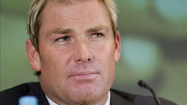 The reason for the break-up? Australian cricketer Shane Warne, whom Hurley had been photographed with on at least two occasions, appearing to confirm that the pair were romantically involved. However, British media now speculate that the entire affair is nothing more than a publicity stunt (FILE)