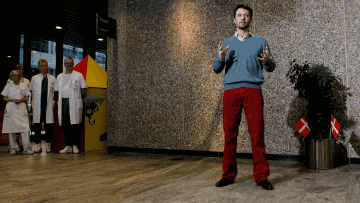 Photo: ${params.title}