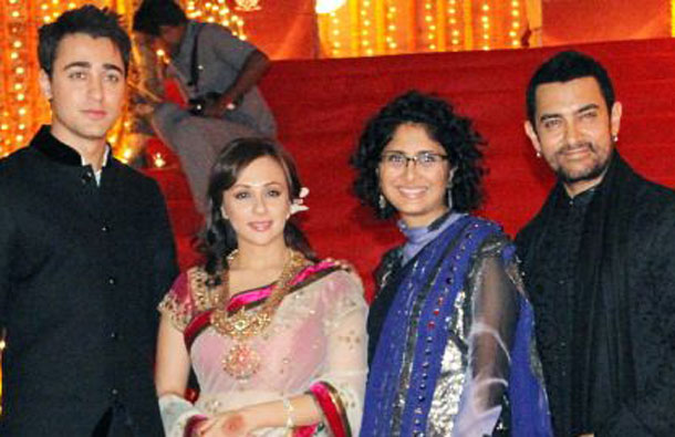 Imran Khan and Avantika Malik with Aamir Khan and his wife Kiran Rao at their wedding in Mumbai. (GETTY IMAGES)
