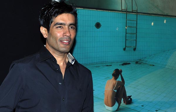 Indian dress designer Manish Malhotra attends an ETRO Milano fashion show for the spring and summer 2011 men and women&rsquo;s collection at the Chivas Studio in Mumbai. (AFP)