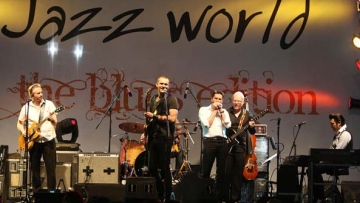 Photo: ${params.title}