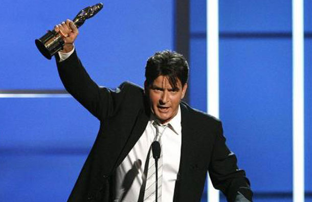 Actor Charlie Sheen accepts the award for Outstanding Actor in a Television Comedy for "Two and a Half Men" during the taping of the 2008 "NCLR Alma" awards at the Civic Auditorium in Pasadena, California, August 17, 2008. (REUTERS)