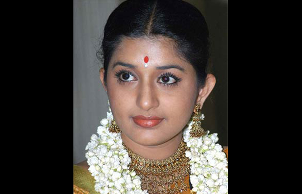 Meera Jasmine: Meera Jasmine has appeared in Malayalam, Tamil, Telugu and Kannada films. She won the National Film Award for Best Actress in 2004 and is a two time recipient of the Kerala State Film Award as well as the prestigious Kalaimamani Award from the government of Tamil Nadu. (AGENCIES)
