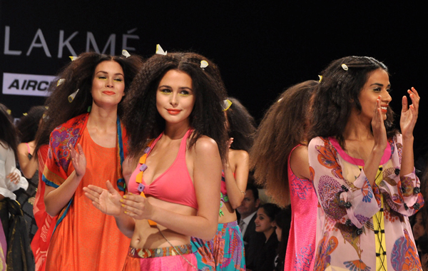 Models display creations by Indian designer Anupamaa Dayal during the fourth day of 2011 Lakme Fashion Week in Mumbai. (AFP)