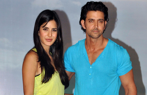 Indian Bollywood actors Katrina Kaif (L) and Hritik Roshan starring in the forthcoming Hindi film &lsquo;Zindagi Na Milegi Dobara&rsquo; directed by Zoya Akhtar pose during the launch of the film's trailer in Mumbai. (AFP)