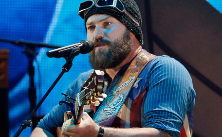Zac Brown performs at the 2011 CMT Music Awards in Nashville, Tenn. on Wednesday, June 8, 2011.  (AP)