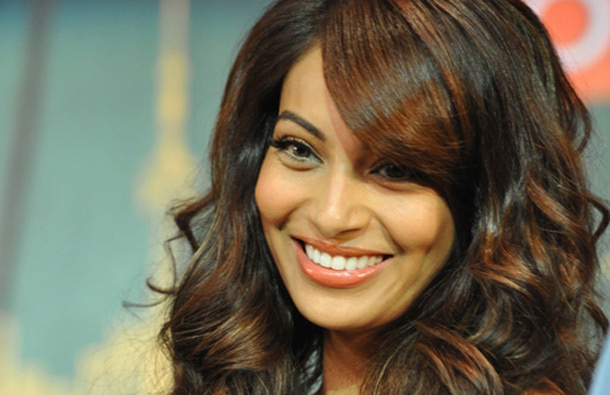 Like Anushka, Bipasha Basu too was detained for not declaring the jewellery she was carrying. Basu had to pay 10,000 rupees as tax for the gold and other jewellery she was carrying. (AFP)