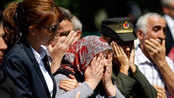 Photo: ${params.title}