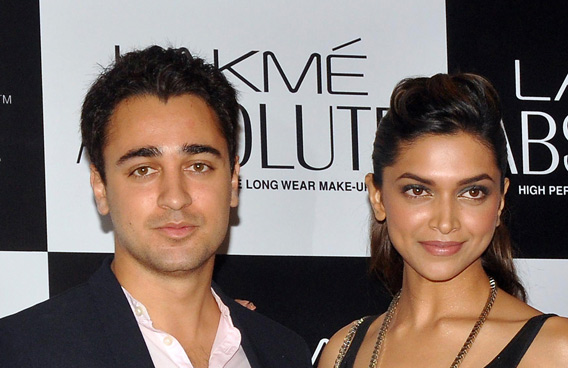 Indian Bollywood actress Deepika Padukone (R) and actor Imran Khan attend the final day of Lakme Fashion Week (LFW) Winter/Festival 2011 in Mumbai. (AFP)