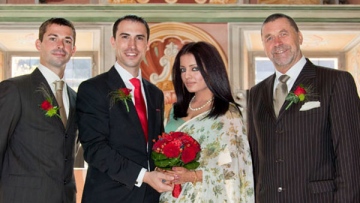 Photo: ${params.title}