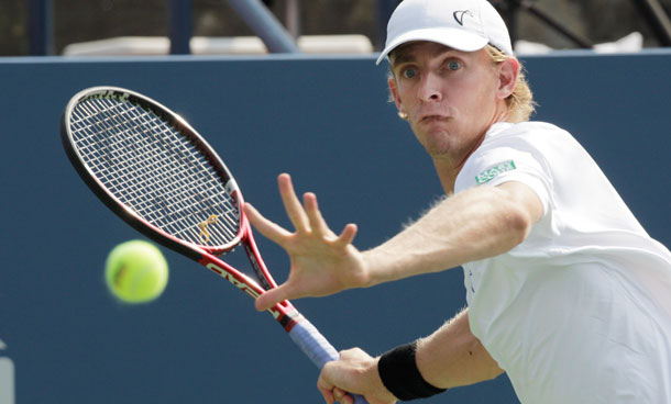 Kevin Anderson of South Africa returns a shot to Mardy Fish during the US Open tennis tournament in New York, Saturday, Sept 3, 2011. (AP)
