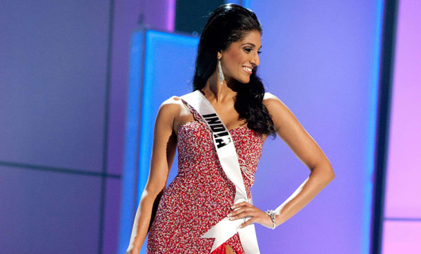 Miss India 2011, Vasuki Sunkavalli competes in her choice evening gown during the 2011 Miss Universe Presentation Show on September 8, 2011 at the Credicard Hall in Sao Paulo, Brazil. (AFP)