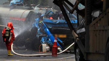 Photo: ${params.title}