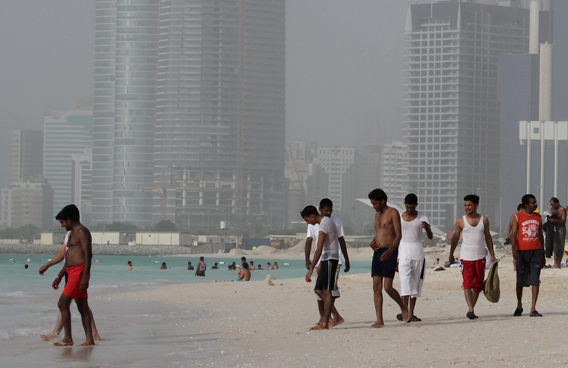 Погода дубай на 14 вода. Дубай погодный рекорд июле. Погода в Дубае сейчас. Погода в Дубае 100 градусов.