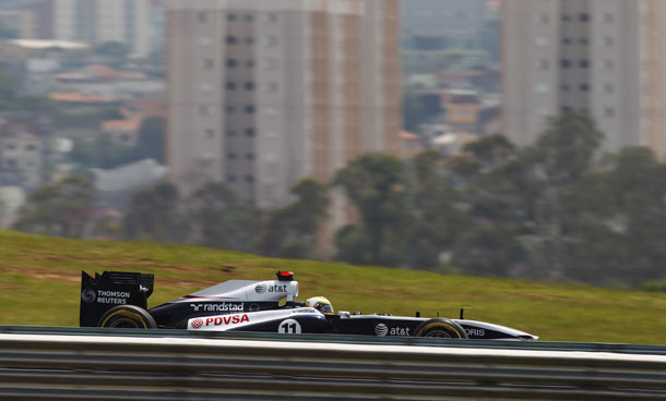 Rubens Barrichello of Brazil and Williams drives during qualifying for the Brazilian Formula One Grand Prix at the Autodromo Jose Carlos Pace on November 26, 2011 in Sao Paulo, Brazil. (GETTY)