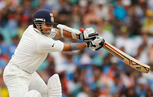 India's Sachin Tendulkar plays a shot against Australia during the second cricket test, at the Sydney Cricket Ground January 6, 2012 (REUTERS)