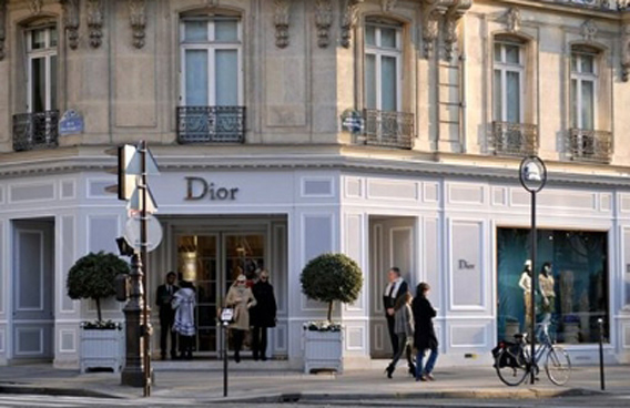 How long can Dior thrive without a couturier? - Lifestyle - Emirates24|7