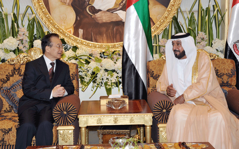 Sheikh Khalifa receives Chinese Premier Wen Jiabao. (WAM)