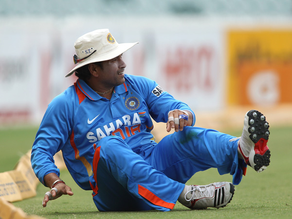 Sachin Tendulkar fields on the boundary during the One Day International match between India and Sri Lanka at Adelaide Oval on February 14, 2012 in Adelaide, Australia. (GETTY)