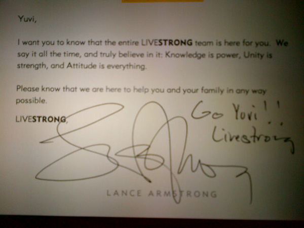US cycling legend Lance Armstrong wishing Yuvraj Singh a speedy recovery. (Twitter)