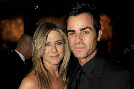 Hollywood actress Jennifer Aniston with actor boyfriend Justin Theroux. (GETTY)