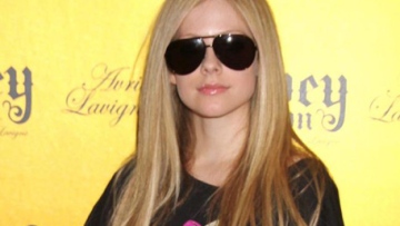 Photo: ${params.title}