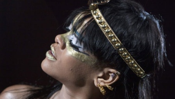 Photo: ${params.title}