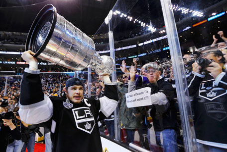 nhl championship trophy