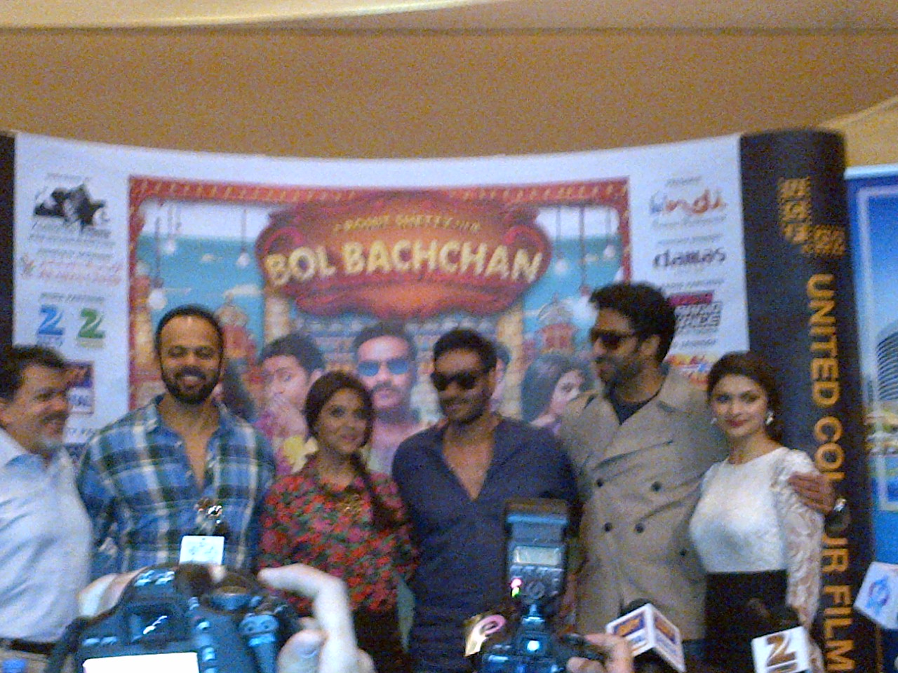 'Bol Bachchan' stars make a red carpet appearance in Dubai. (SUPPLIED)