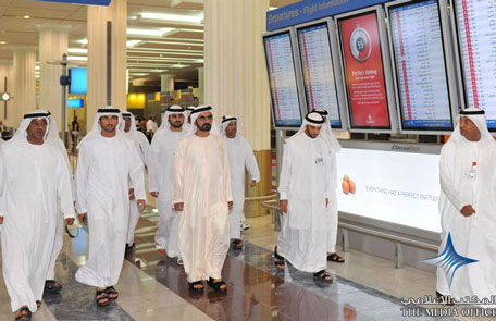 Mohammed tours Concourse 2. (www.sheikhmohammed.co.ae)