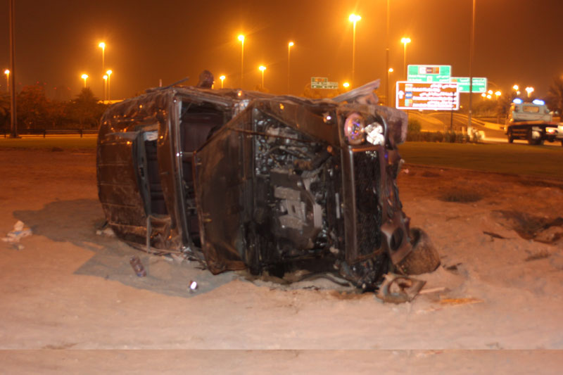 Photos of two accidents in Dubai over the weekend.