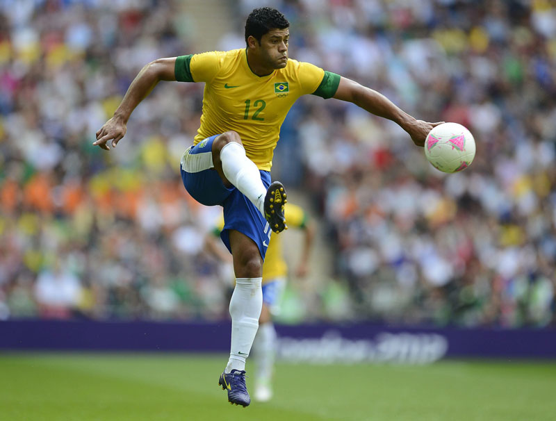 Brazil's Hulk controls the ball during their men's gold medal soccer match against Mexico at the London 2012 Olympic Games at Wembley Stadium August 11. (Reuters)