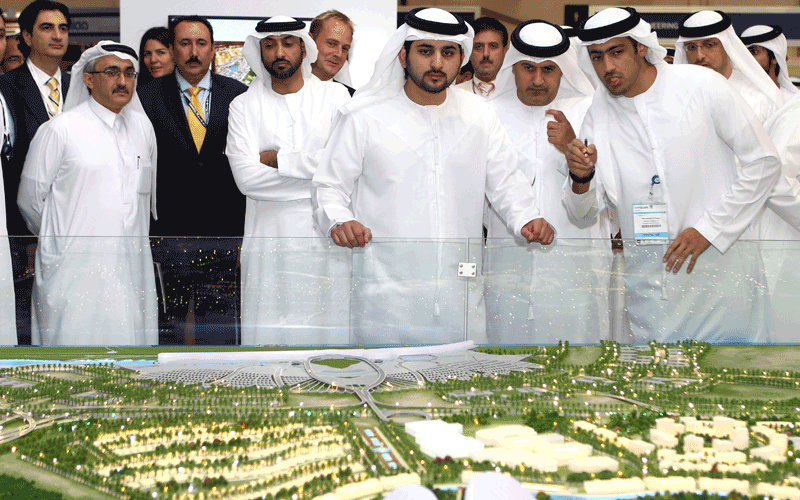 Sheikh Maktoum bin Mohammed bin Rashid Al Maktoum, Deputy Ruler of Dubai, touring the Cityscape Global exhibition,which he opened at the Dubai International Convention and Exhibition Centre, on Tuesday. (Wam)