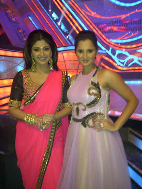 Shilpa Shetty and Sania Mirza.  (Picture from Twitter)