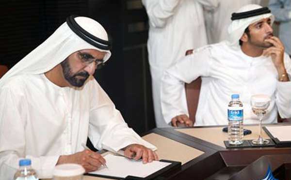 His Highness Sheikh Mohammed bin Rashid Al Maktoum and Sheikh Hamdan bin Mohammed bin Rashid Al Maktoum view the concept for the implementation of the project named 'Our Dubai Our Life'.
