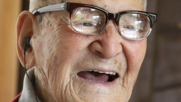 Photo: ${params.title}