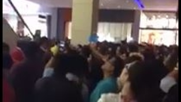 Photo: ${params.title}